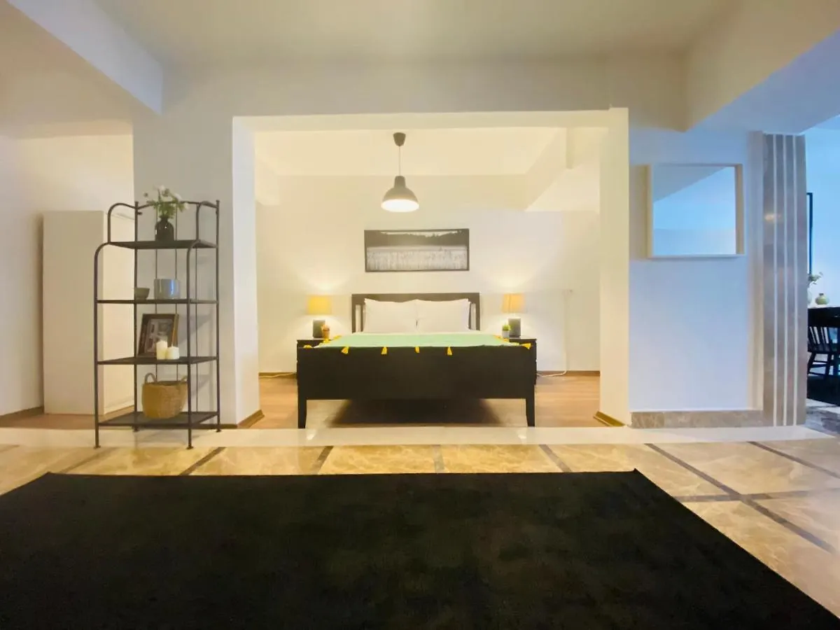 Flat W Backyard In Nisantasi Apartment Istanbul